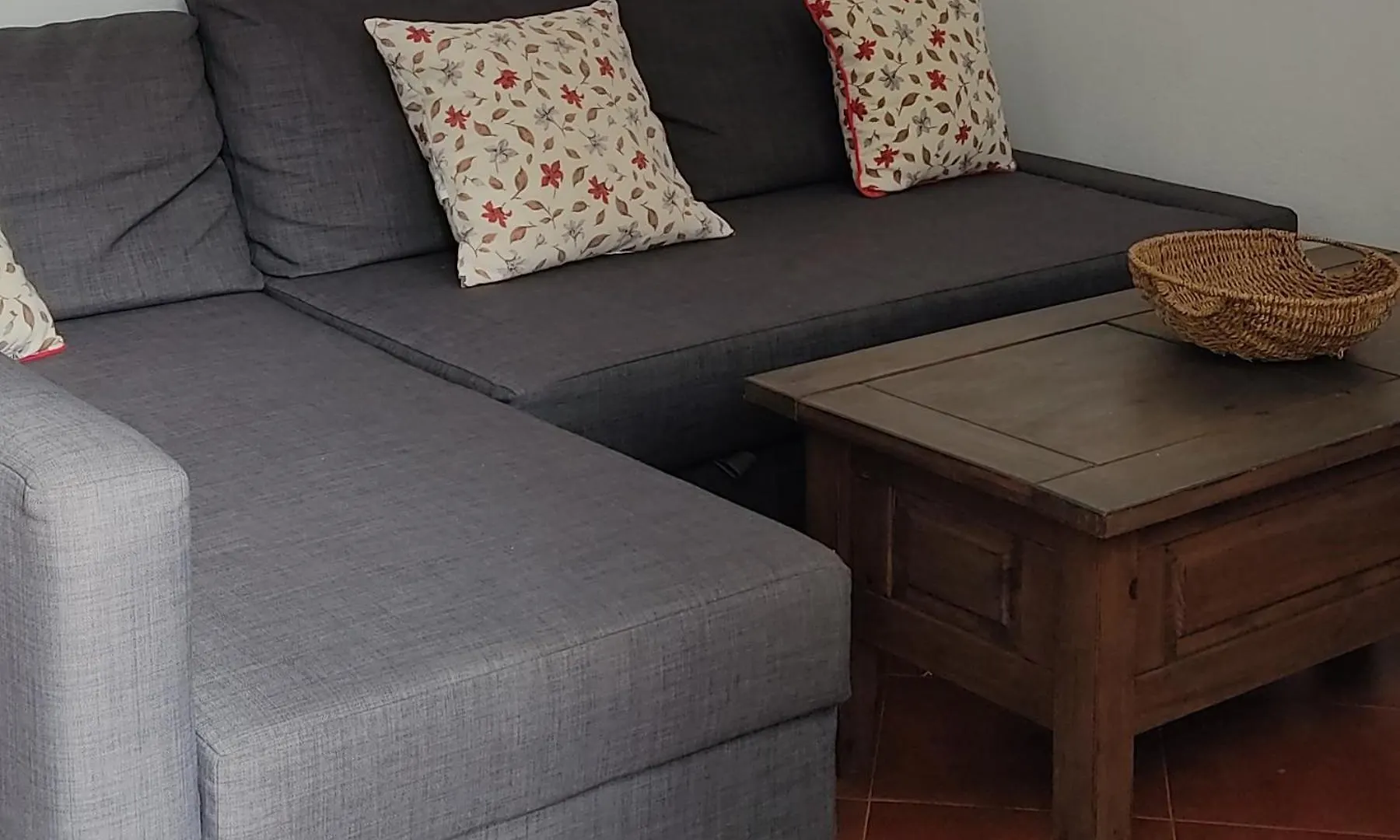Apartamentos Bolonia - M A N U E L A Spain