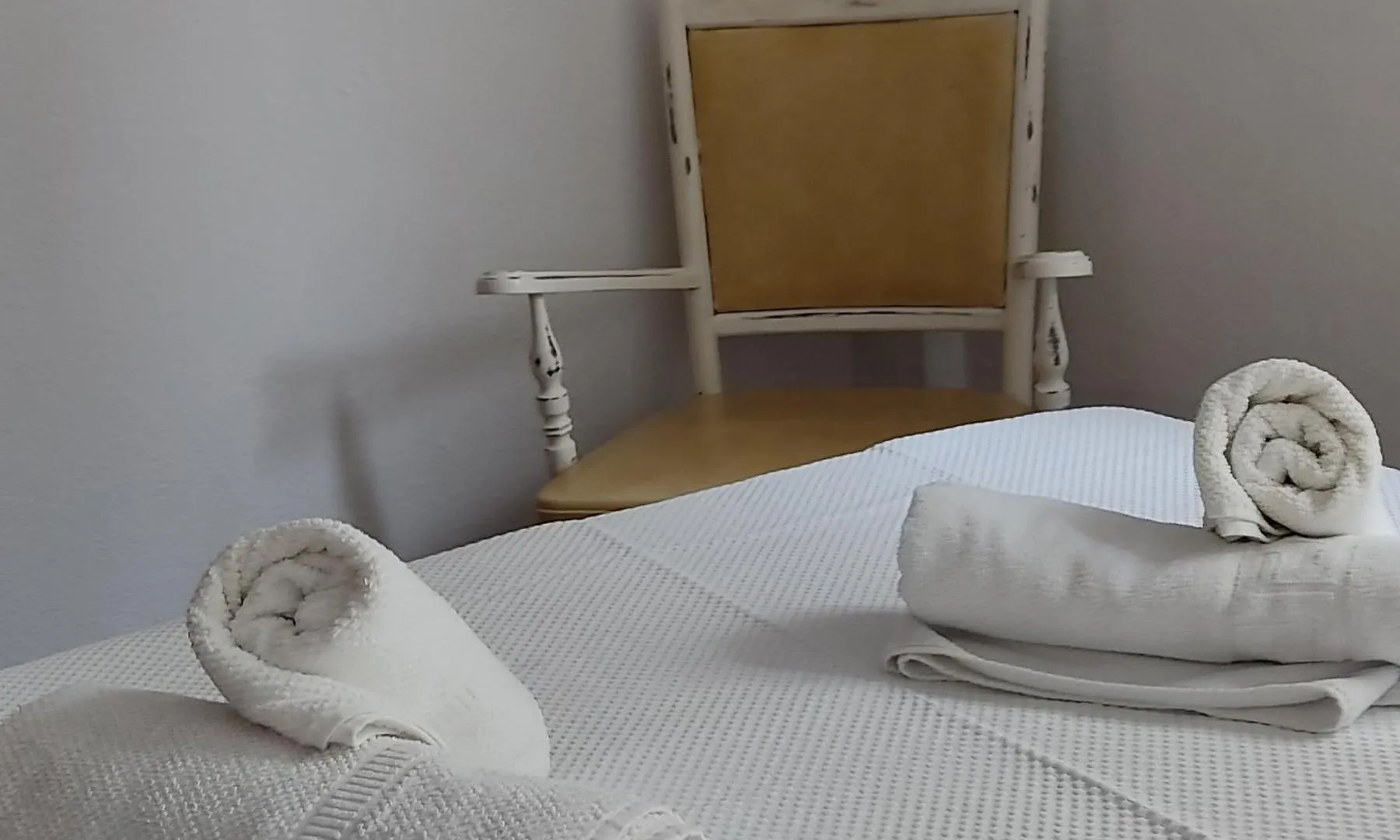 Apartment Apartamentos Bolonia - M A N U E L A