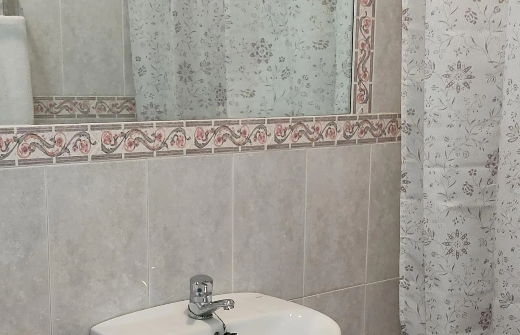 Apartamentos Bolonia - M A N U E L A 0*,  Spain