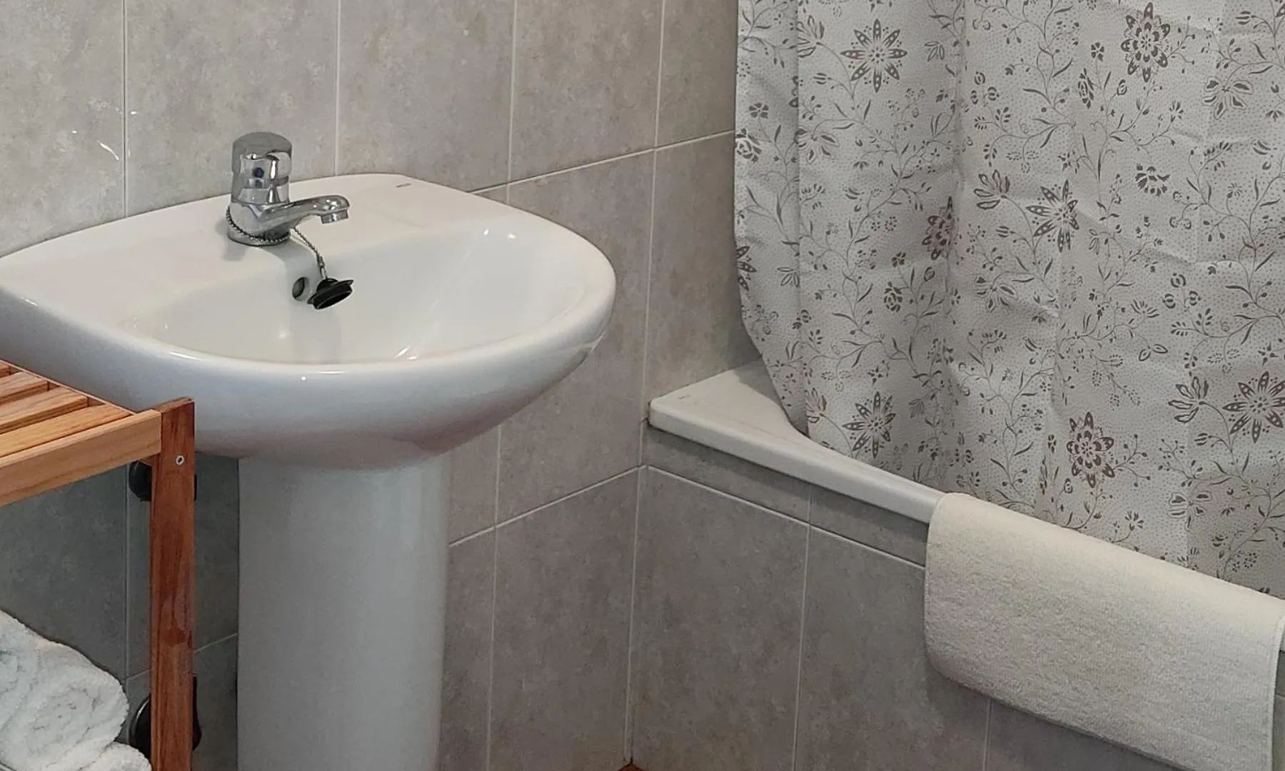 Apartamentos Bolonia - M A N U E L A