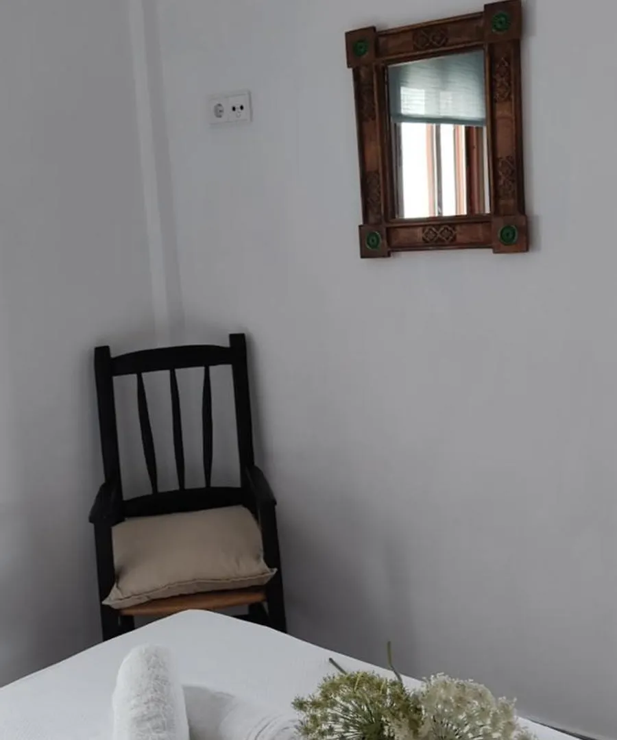 Apartamentos Bolonia - M A N U E L A