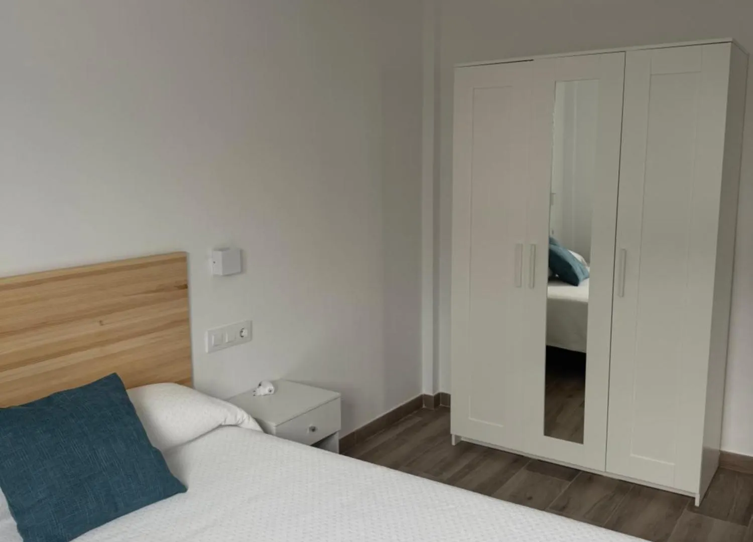 Apartamentos Bolonia - M A N U E L A Spain