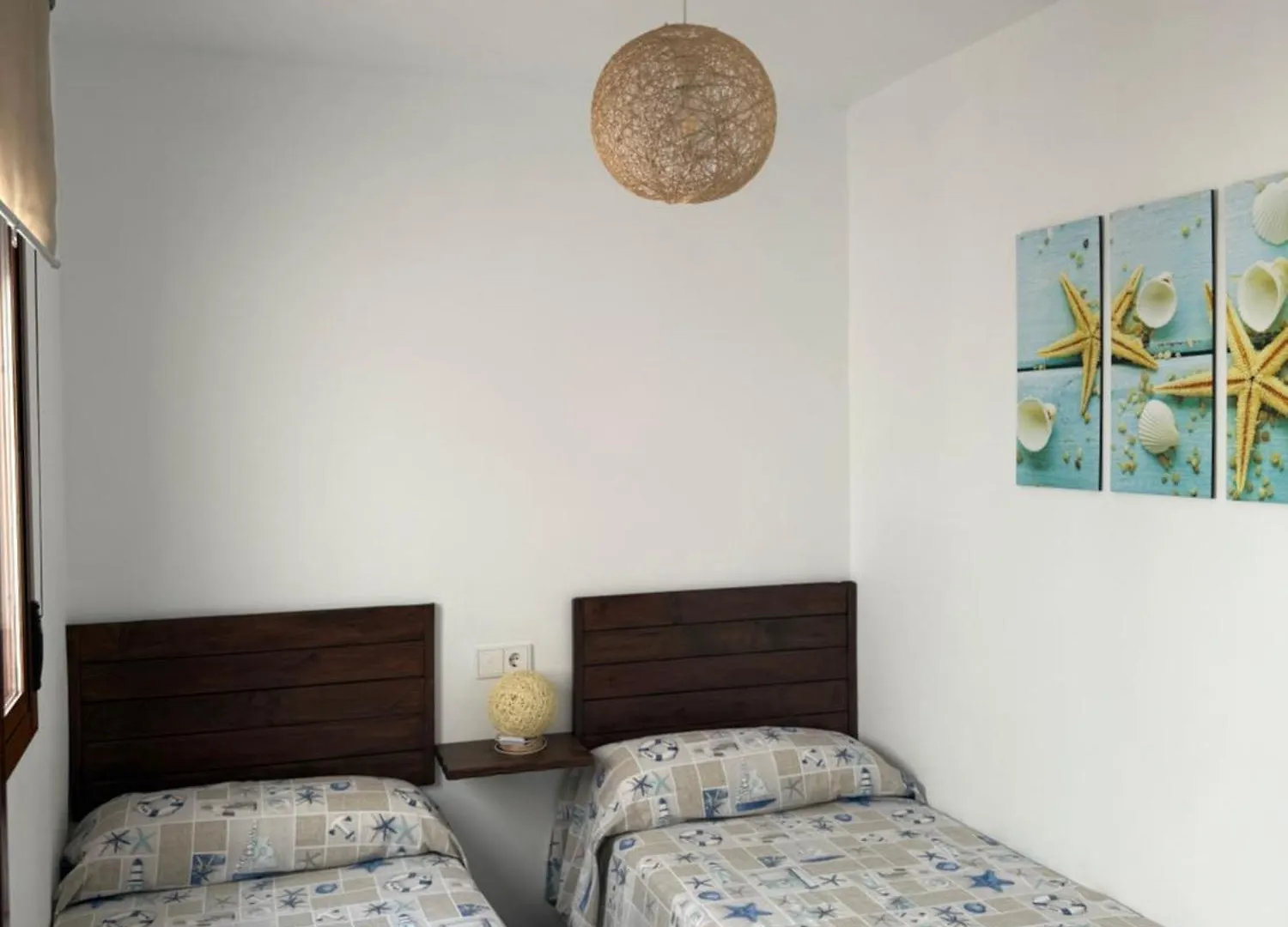 Apartment Apartamentos Bolonia - M A N U E L A