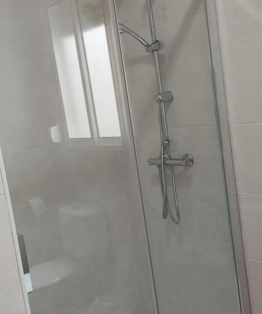 Apartamentos Bolonia - M A N U E L A